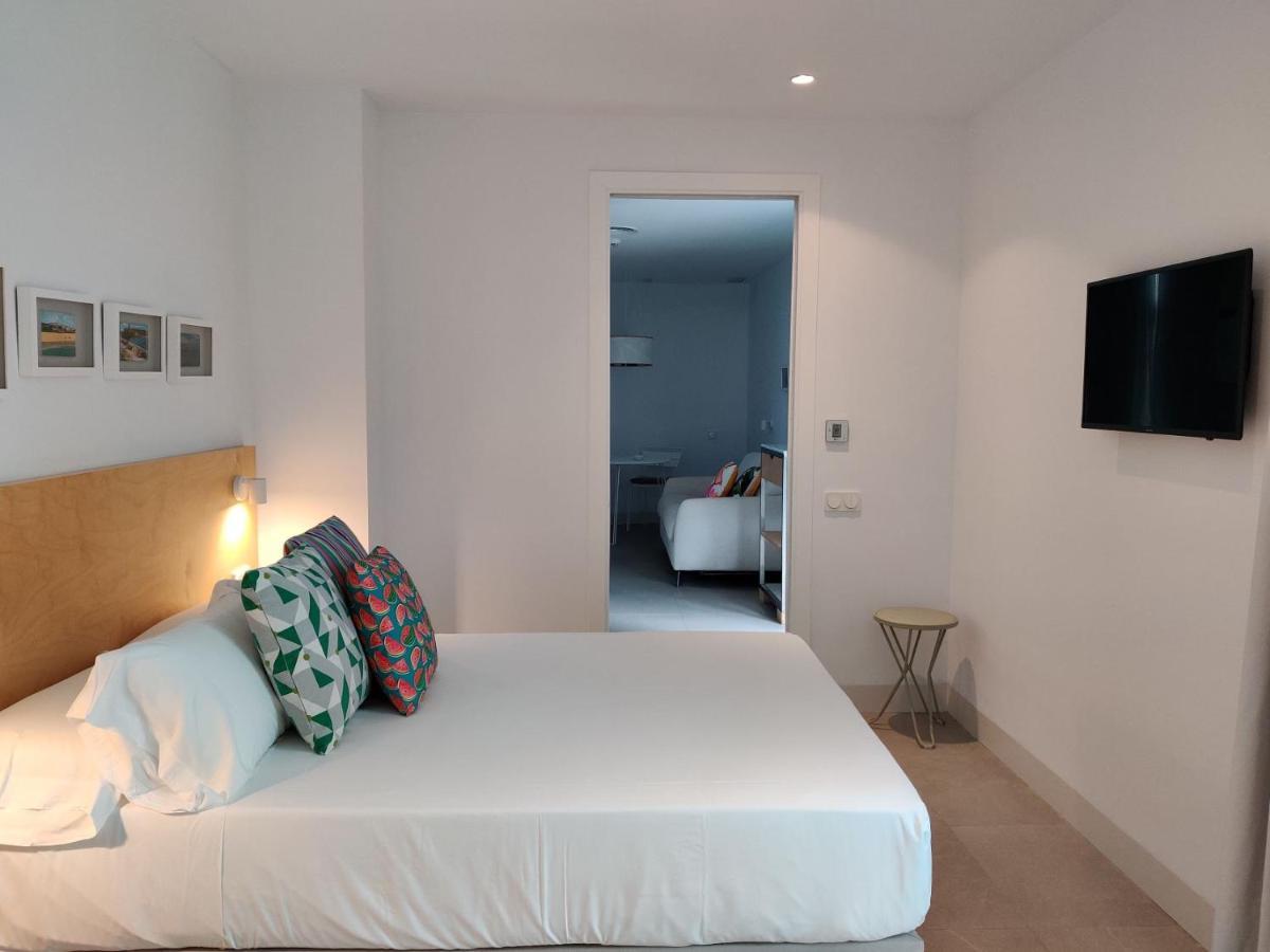 Apartamentos Y Estudios Centricos Conil Home Suite โกนิล เด ลาฟรอนเตรา ภายนอก รูปภาพ