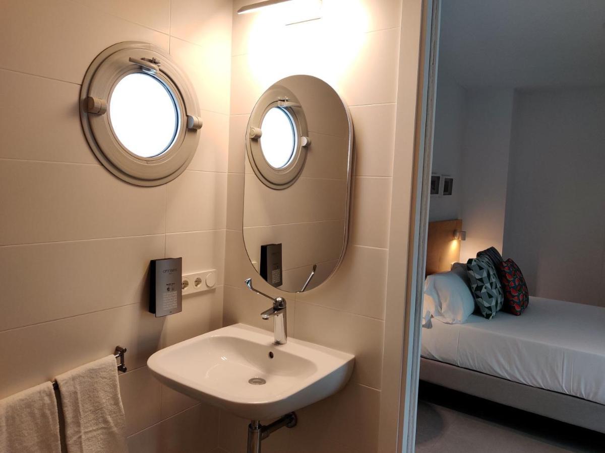 Apartamentos Y Estudios Centricos Conil Home Suite โกนิล เด ลาฟรอนเตรา ภายนอก รูปภาพ