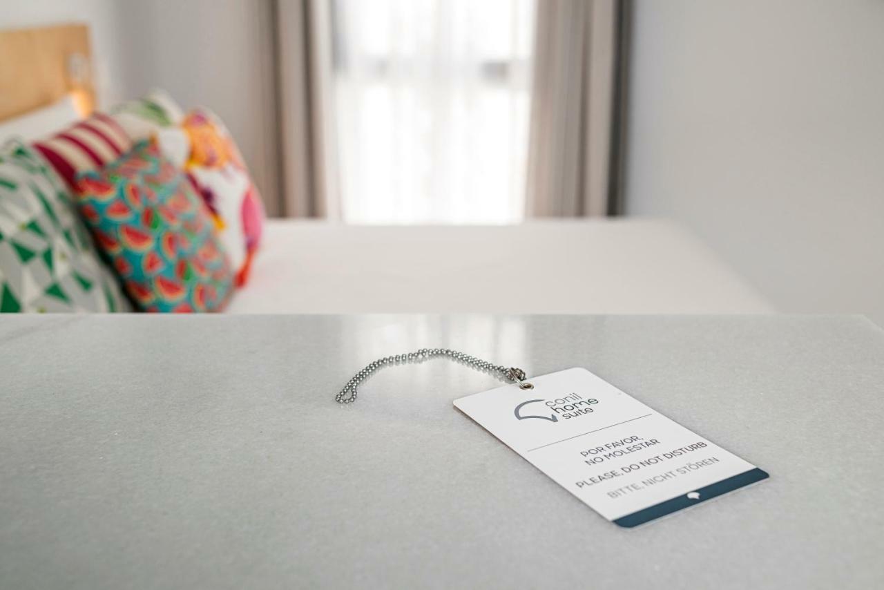Apartamentos Y Estudios Centricos Conil Home Suite โกนิล เด ลาฟรอนเตรา ภายนอก รูปภาพ